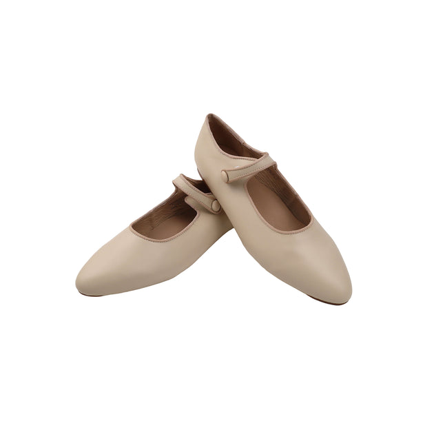 Perroquet Shoes Scalloped Mary Janes with Buckle - Bone White